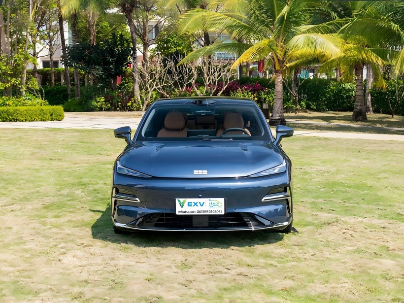 Geely Galaxy Xingyao 8 начнет предварительные продажи 9 апреля и будет запущена на рынке в мае.