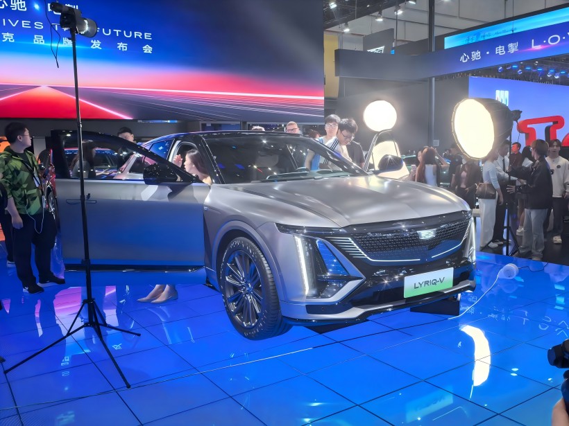 Высокая - исполнительская версия IQ 锐歌! Cadillac Lyriq - V будет запущен в этом году.